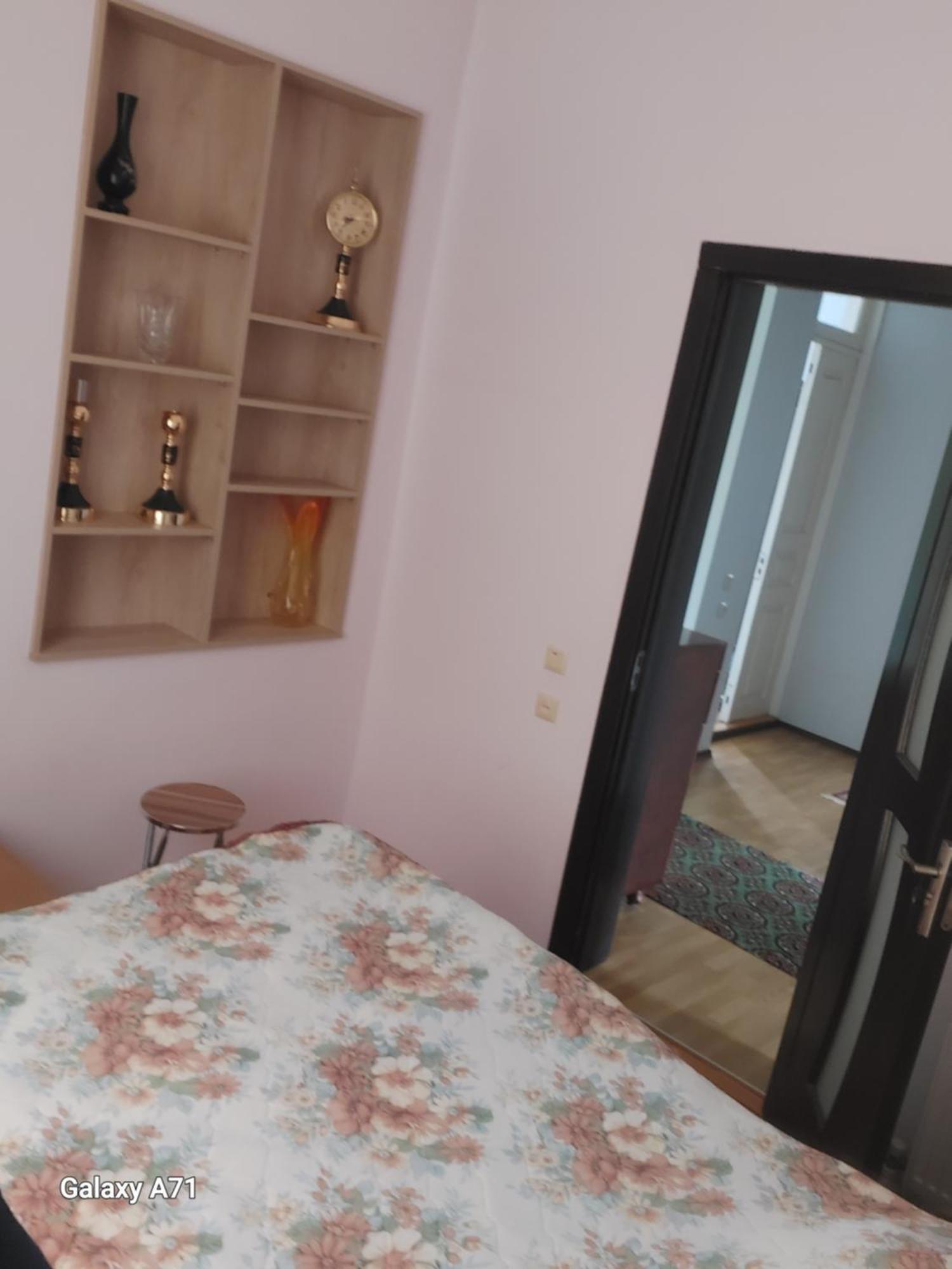 Mero House Кутаиси Екстериор снимка
