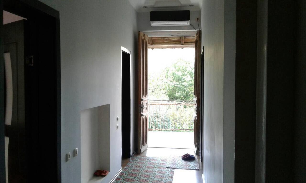 Mero House Кутаиси Екстериор снимка